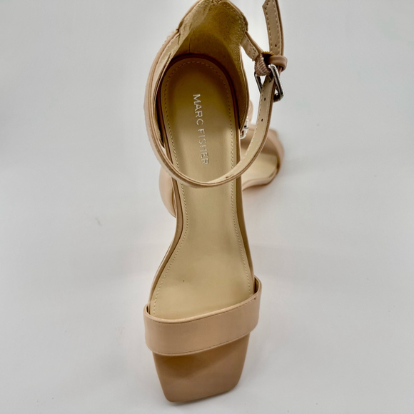 NWT Marc Fisher Nude Heels Size 10M - Picture 6 of 8